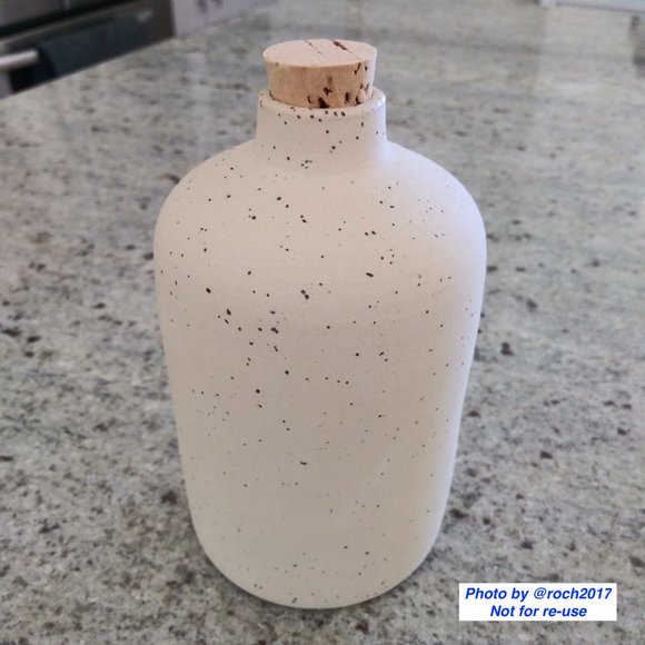 Olive oil carafe and Scripture Trivet - Picture 3 of 6